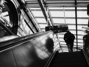 Sztuka feedbacku w mentoringu – jak wzmacniać, a nie krytykować.